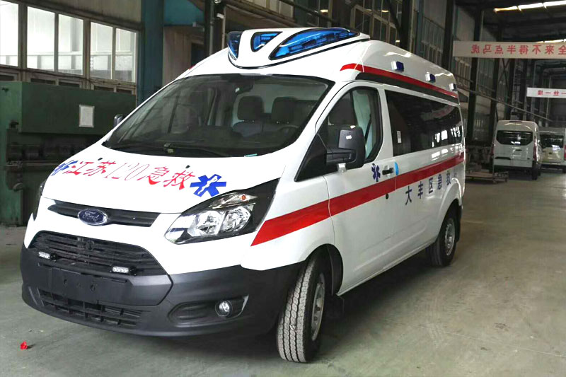 新全順中軸柴油救護車